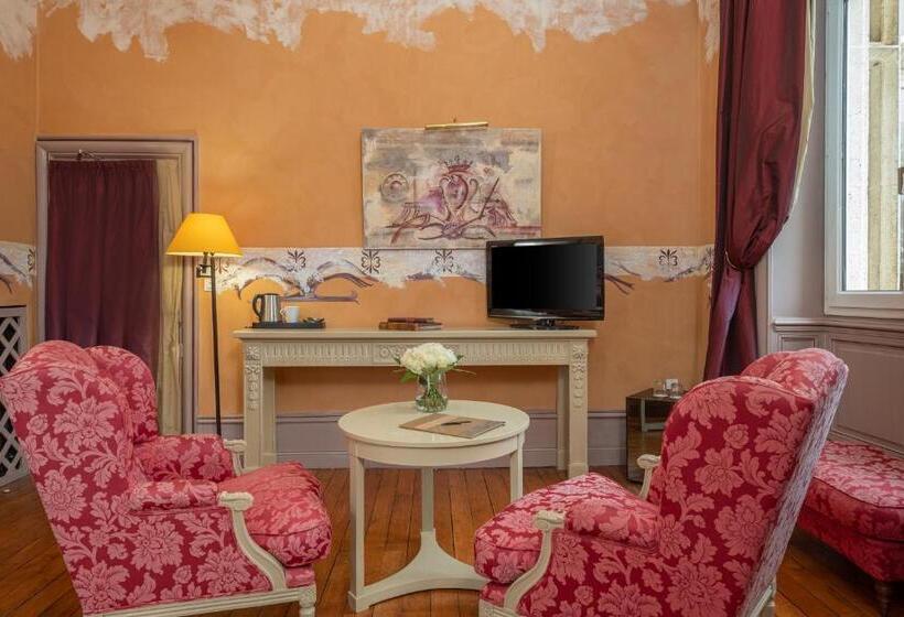 Люкс, Chateau Des Reynats