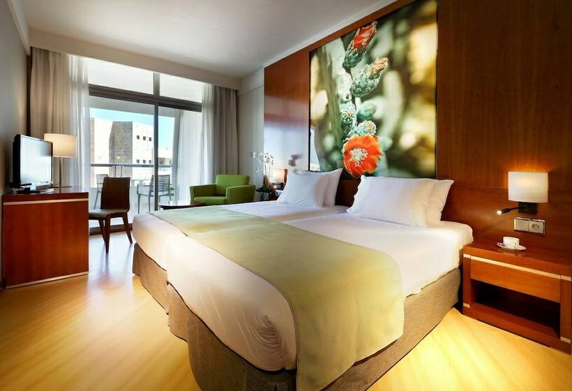 Полулюкс, Eurostars Las Salinas