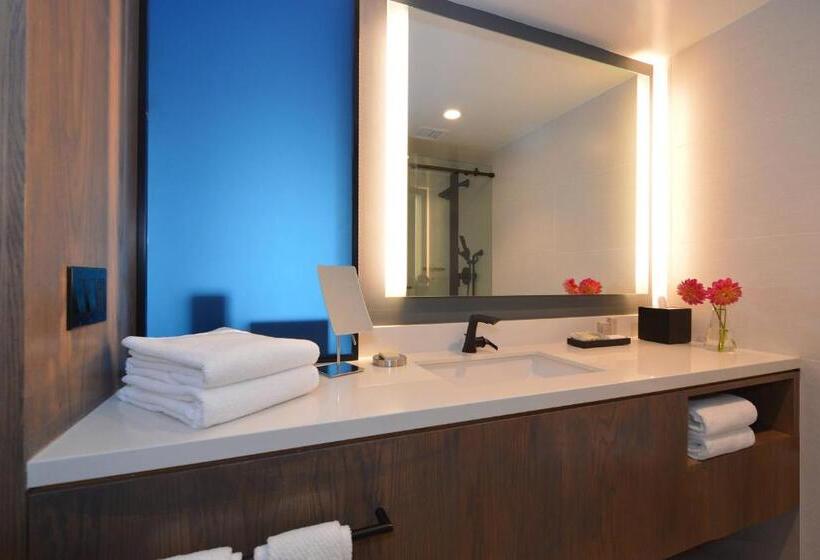 Стандартный Номер Кровать Кинг, Renaissance Reno Downtown Hotel & Spa