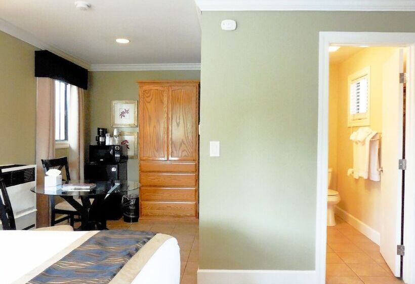 침실 1개 주택, Sea Breeze Inn  Pacific Grove