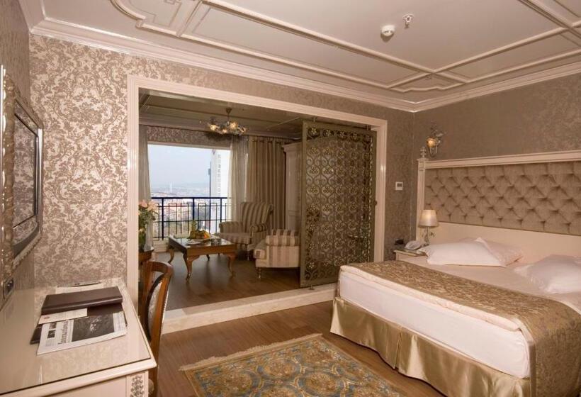 景色の見えるスイートルーム, The Central Palace Taksim