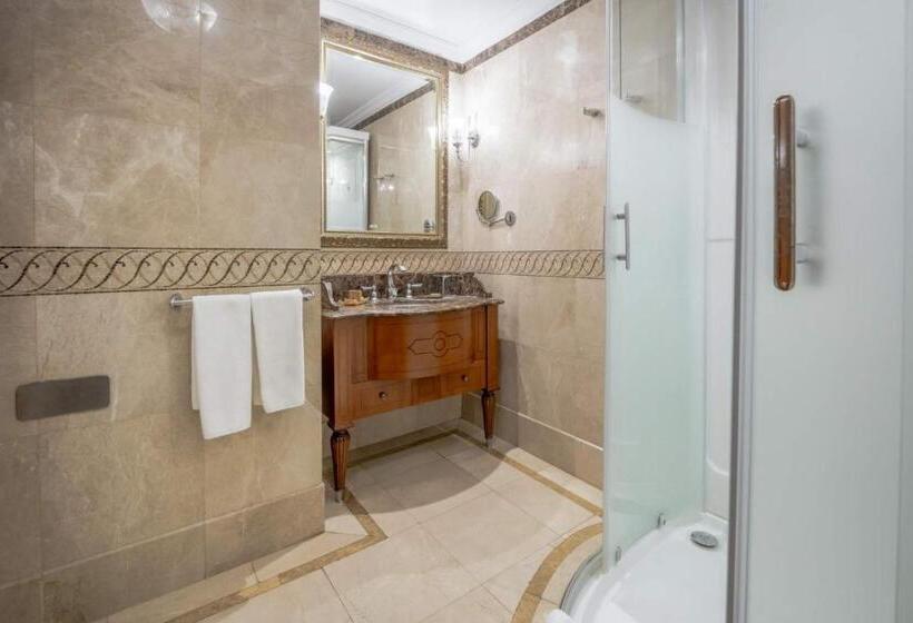 1ベッドルームアパートメントをつなぐ, The Central Palace Taksim