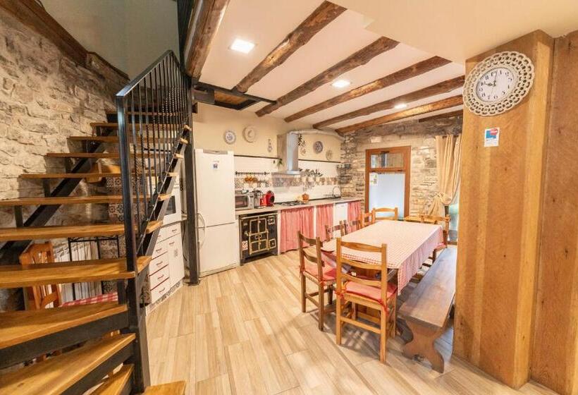 Четырехместный Номер Стандарт, Casa Rural Maza Especial Grupos