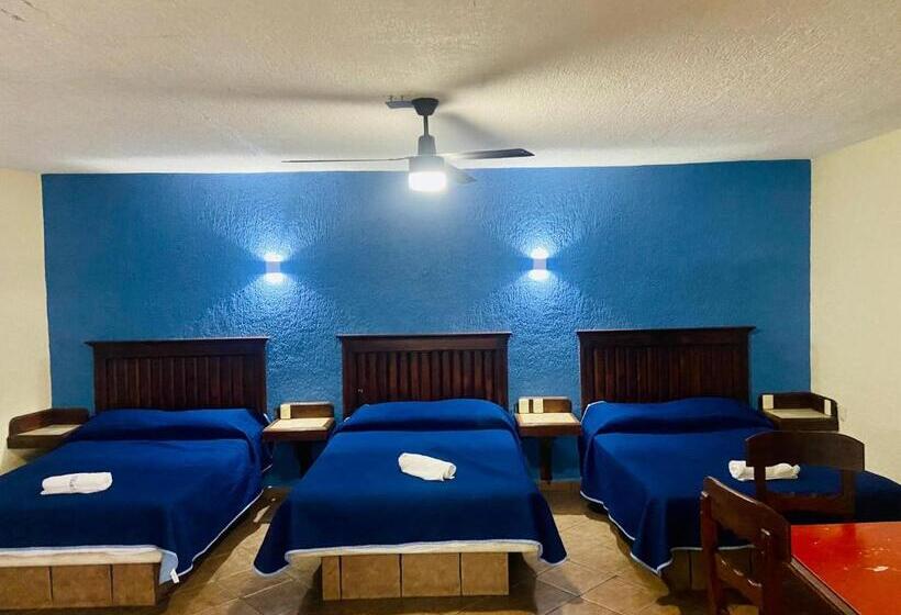 اتاق راحتی سه تخته, Cabañas Santa Cruz