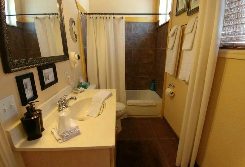 Номер Стандартный Кровать Куин, Alpaca Inn
