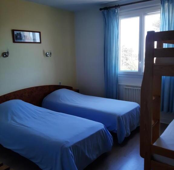 Четырехместный Номер Стандарт, Home Des Pins Sarl
