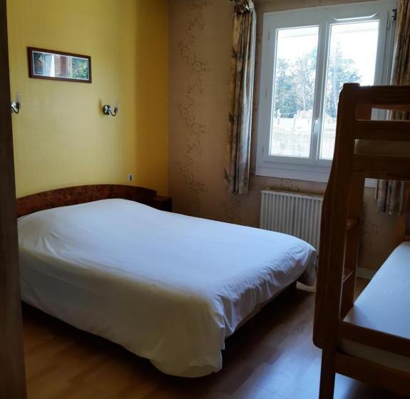 Номер Стандарт Вид на Сад, Home Des Pins Sarl