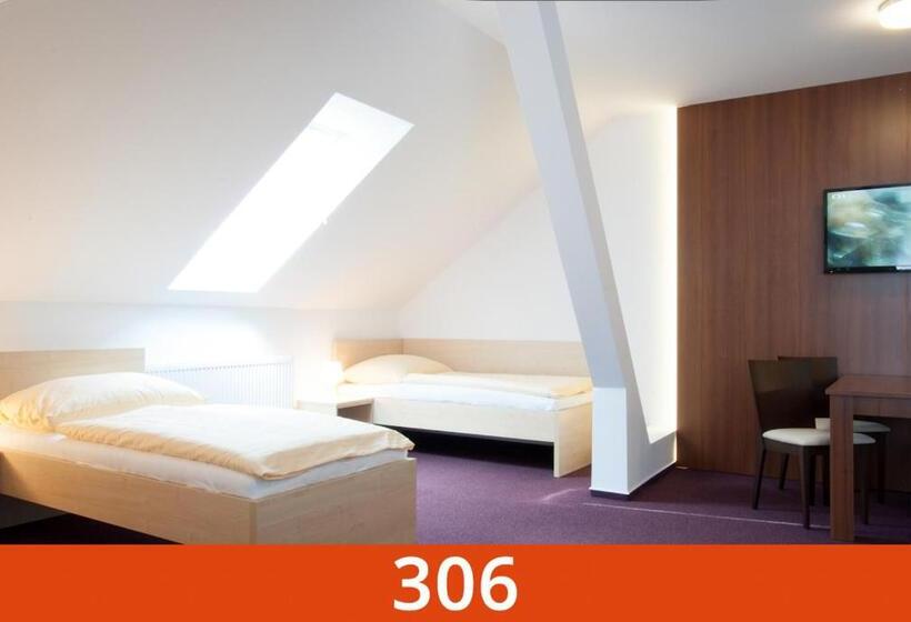 수피리어 트리플 룸, Sisi Pension