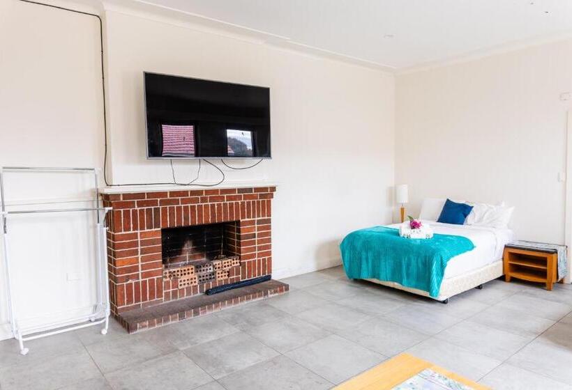 스탠다드 스튜디오, Exchange Hotel Goulburn