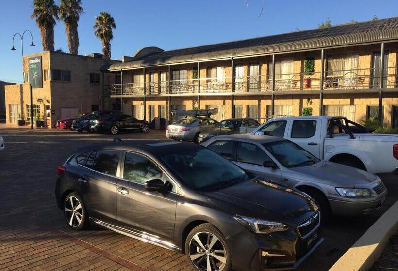 디럭스 룸, Mulwala Paradise Palms Motel
