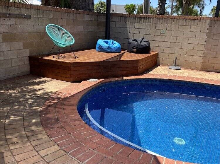 디럭스 룸, Mulwala Paradise Palms Motel