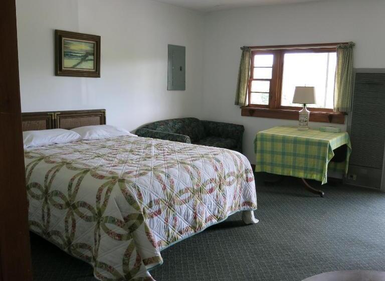 Люкс, The Austin Inn