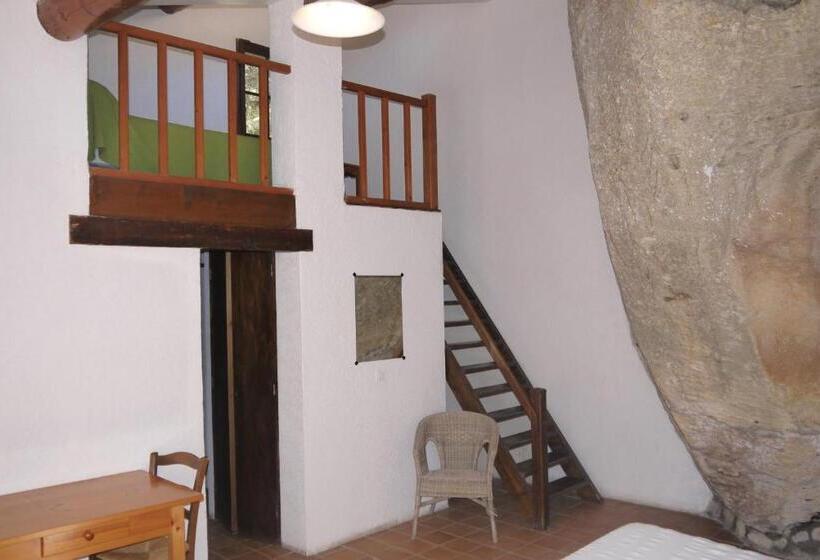 Четырехместный Номер Стандарт, Auberge Des Seguins