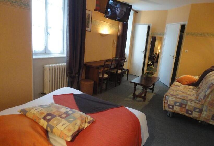 Семейный Номер, Hôtel Restaurant Aux Armes D Estaing   Kb Hotel Group
