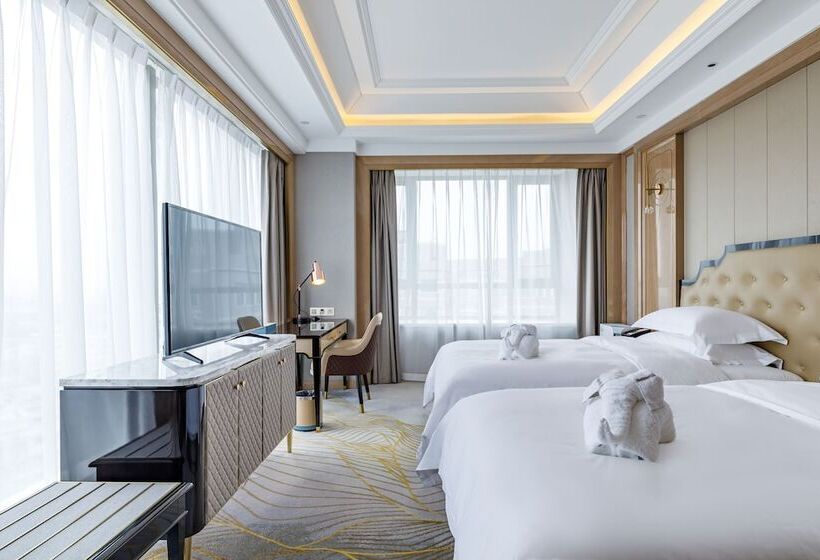 Номер Superior, Chengdu Boyun Jinjiang