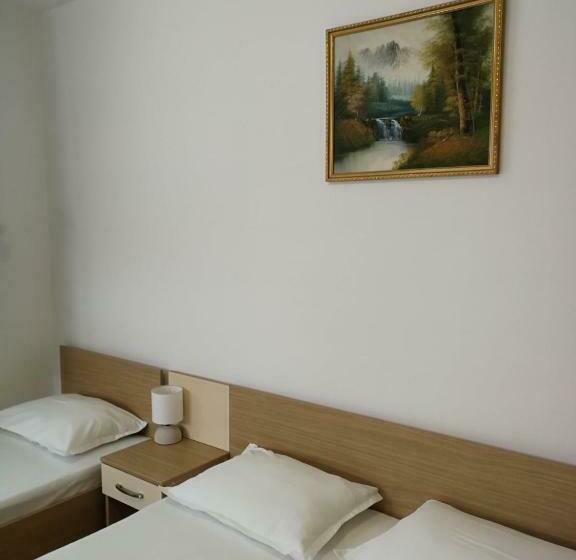 Habitació Estàndard amb Terrassa, къща за гости The Sunny Corner