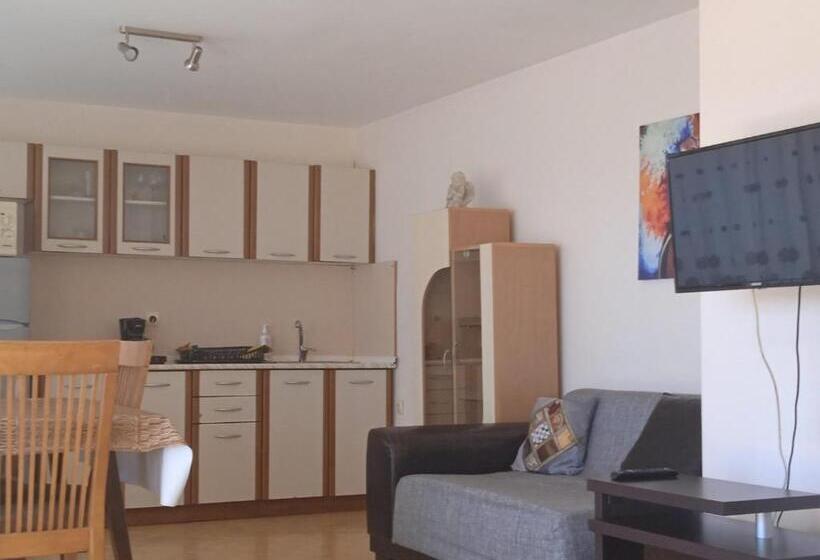 带2个卧室的公寓, Guest House Eos