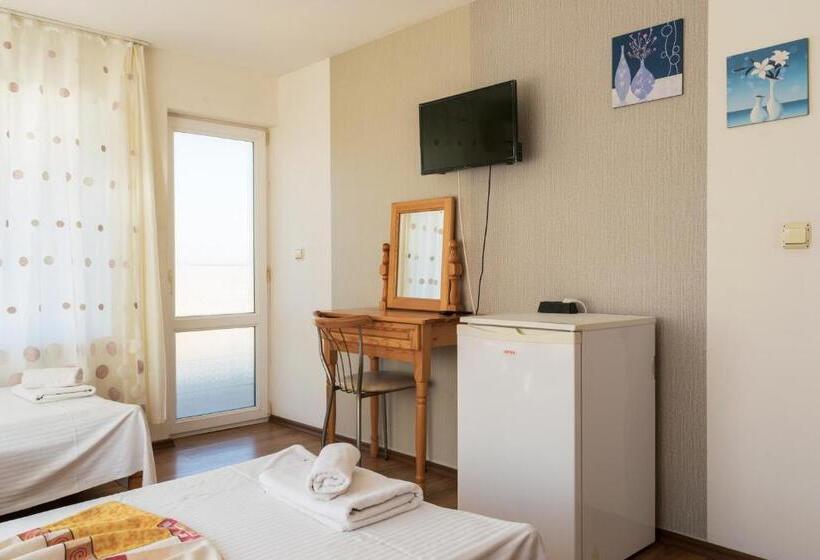 四人标准间, Guest House Eos