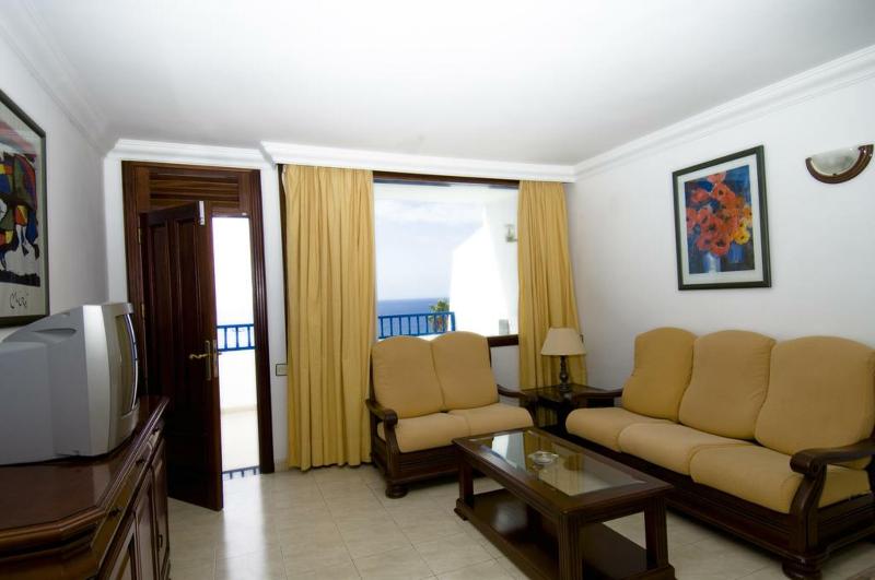 Семейный Номер, Reddoorz Near Sentani Airport Jayapura