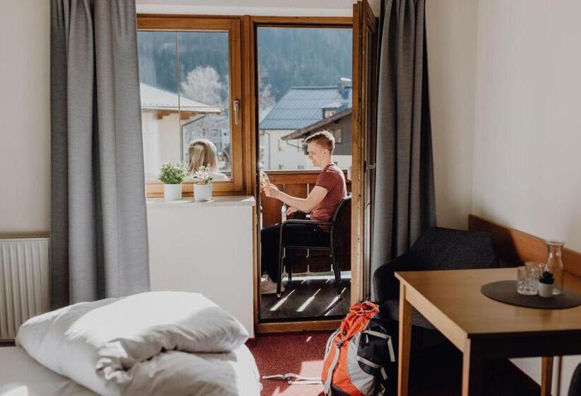 Номер Стандарт с Балконом, Dorfcafe Unken Hotelpension Swirtshaus Im Dorf