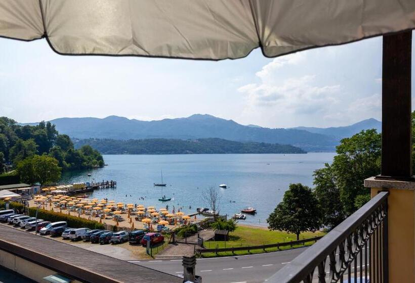 スタンダードルーム, Fontaine Bleue