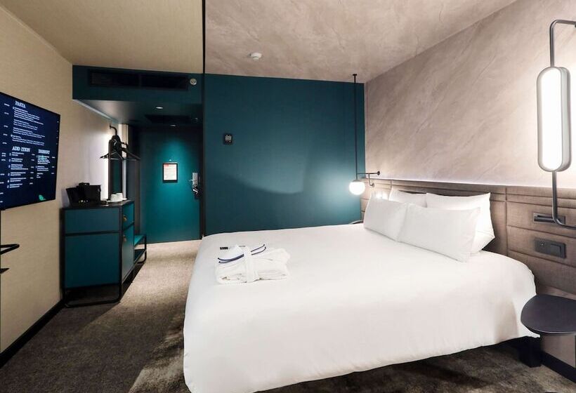Номер Superior, Novotel Warszawa Centrum