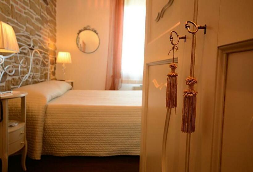 Номер Стандарт, Locanda Gli Ulivi