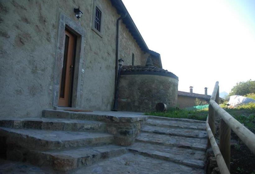 Президентский Люкс, Bed & Breakfast Castello Regina