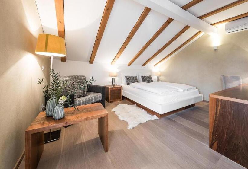 Полулюкс, Boutique Hotel Zum Rosenbaum