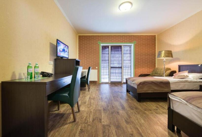 Трехместный Номер Классика, Green Villa
