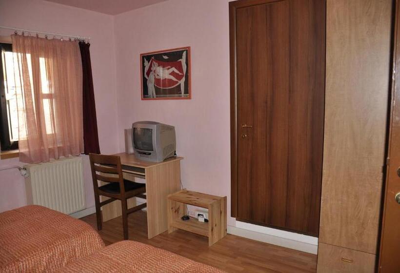 Номер Стандарт, Locanda Del Pittore