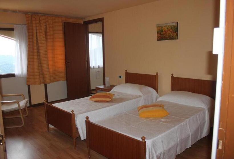 Номер Стандарт Трехместный, Locanda Del Pittore