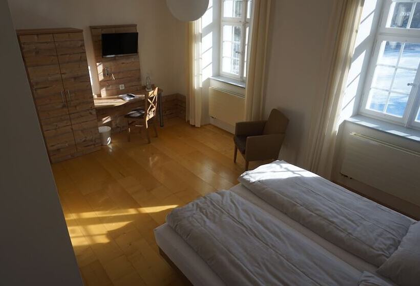 Номер Стандарт, Klosterhotel Kreuz