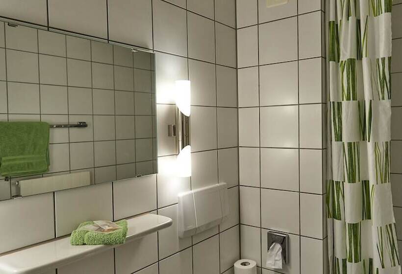 Номер Стандарт Трехместный, Klosterhotel Kreuz