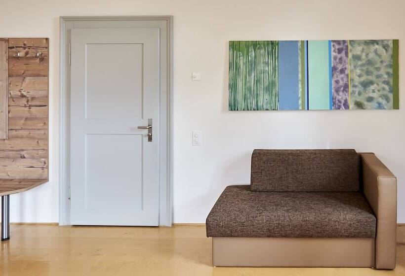 Четырехместный Номер Стандарт, Klosterhotel Kreuz