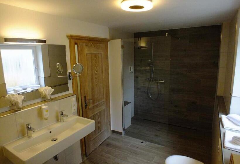 Дом 2 Спальни, Jagdhotel Sudetenhof