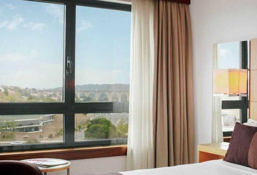 اتاق سوپریور سه تخته, Acores Lisboa