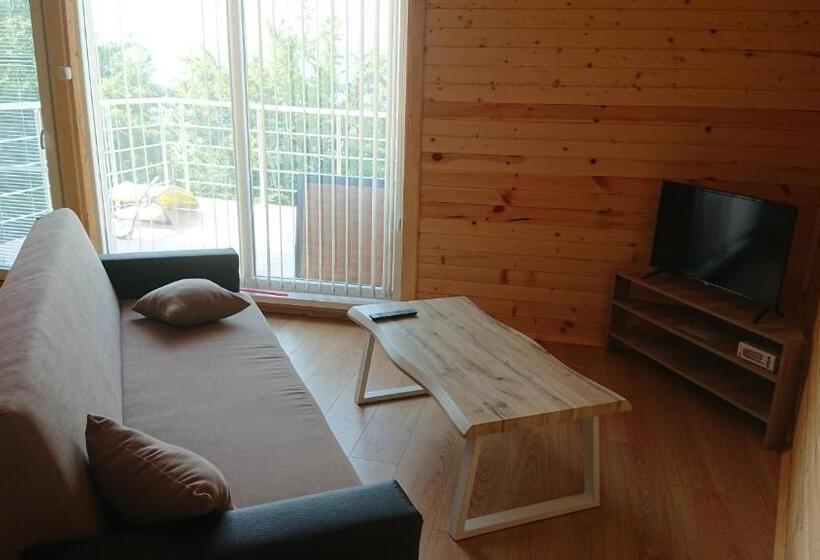 Дом 2 Спальни, Lakeview Estate Apart