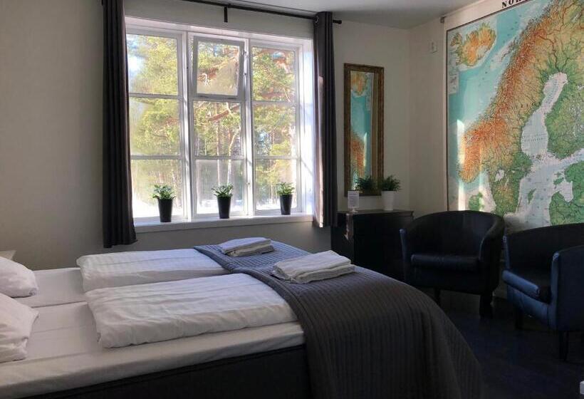 标准间, Hedenstugan B&b