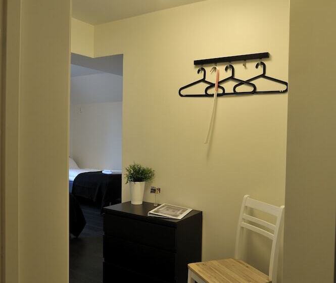 标准三人间, Hedenstugan B&b