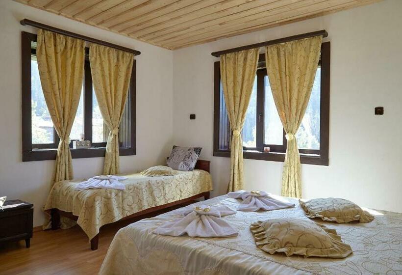 غرفة عائلية, Guesthouse Vazrozhdenski Kashti