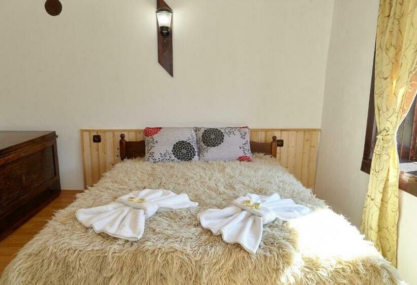 غرفة عائلية, Guesthouse Vazrozhdenski Kashti