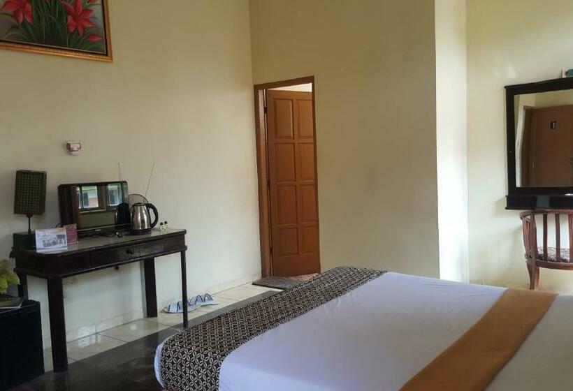 Номер Deluxe Кровать Кинг, Putri Duyung Guest House