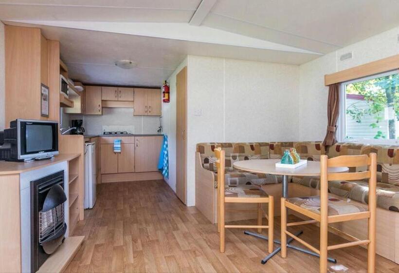 带2个卧室的公寓, Pm Dennendijk Mobile Home 4p