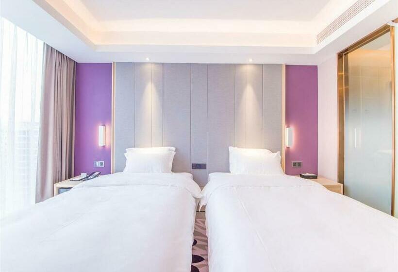 Номер Deluxe, Lavande Hotel Heyuan Heping Baisheng Square