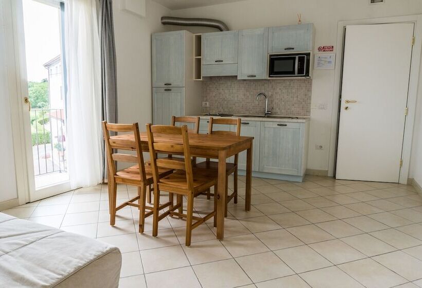 带1个卧室的带阳台的公寓, Agriturismo Dai Gobbi