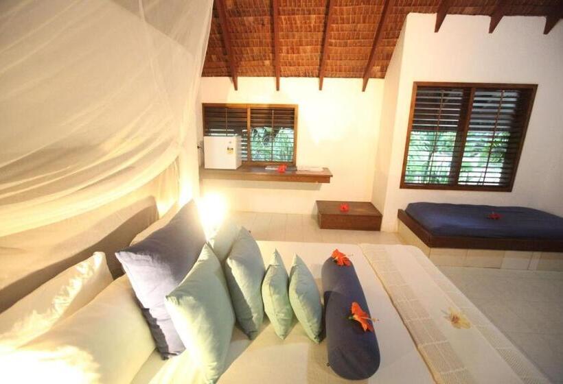 ویلای استاندارد با چشم‌انداز باغ, Breakas Beach Resort
