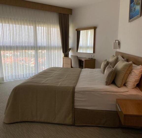 Президентский Люкс, Grand Hotel Ontur Cesme