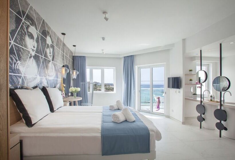 Студия Стандарт Двуспальная Кровать, King Jason Protaras   Designed For Adults By Louis Hotels