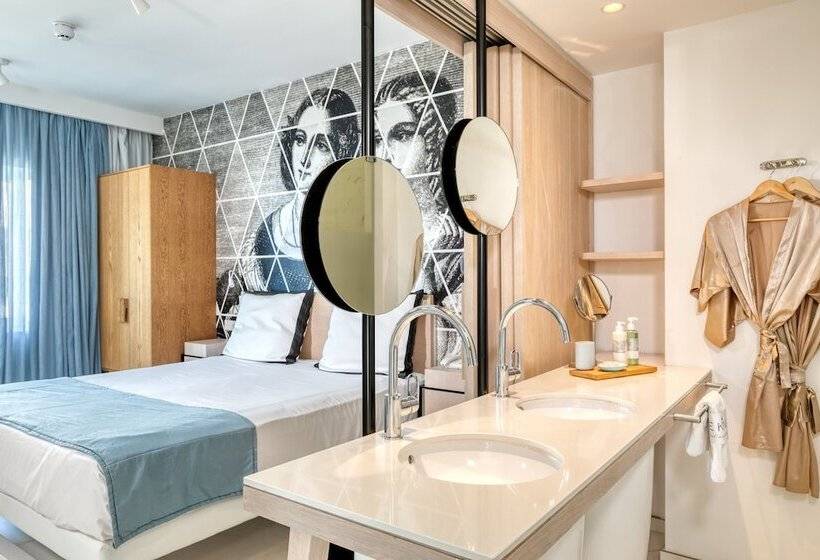 Люкс Вид на Море, King Jason Protaras   Designed For Adults By Louis Hotels